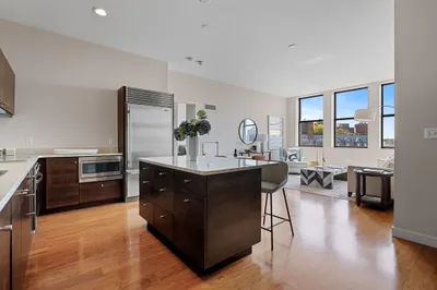 285 Columbus Ave #606