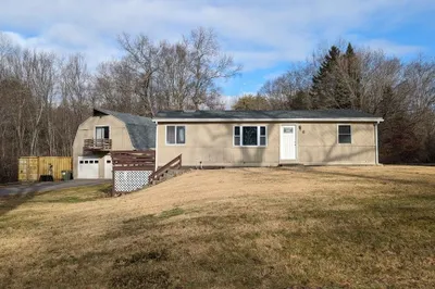6 Treadwell Dr