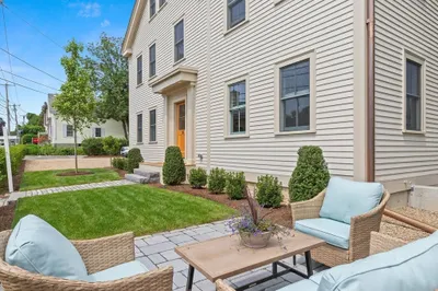 36-a Broadway Ave #- 1