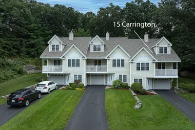 15 Carrington Ln #15 1
