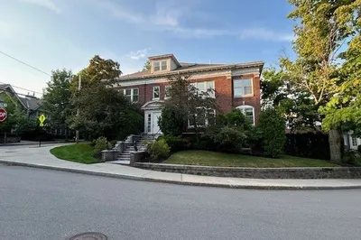 44 Rawson Rd #2