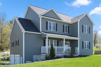 32 Hycrest Rd 1