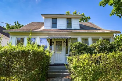 103 Ward St 1
