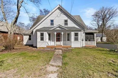 359 Hartford Ave 1