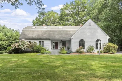 22 Kettle Hole Road 1