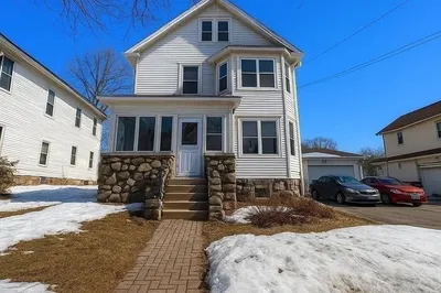 6 Lexington Street #1
