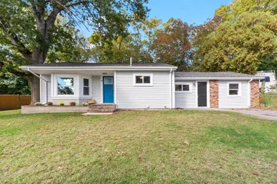 4 Springhill St 1