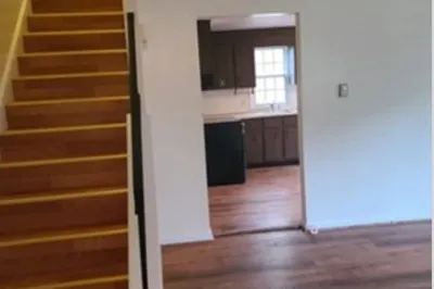 108 Franklin St #2