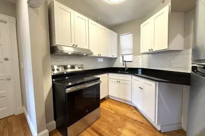 8 Langmaid Ave #12 1