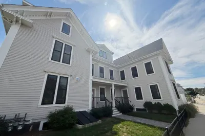 154 Summer St #154 1