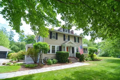268 Beechwood Street 1