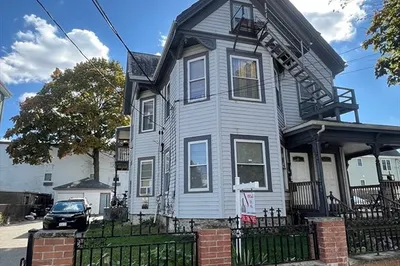 38 Harvard St