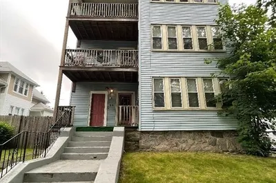 26 Woodford St #1F