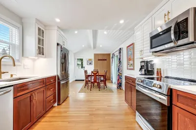 22 Hobson Ave 1