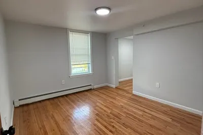 78 Hollis St #2