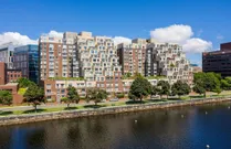 Cambridge, MA