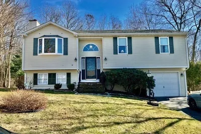 31 Schooner Dr 1