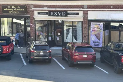 37 Main St 1