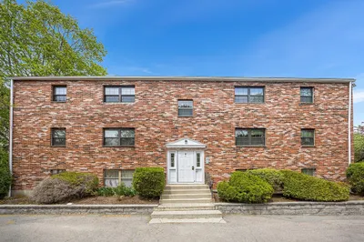 8 Jackson St #C4 1