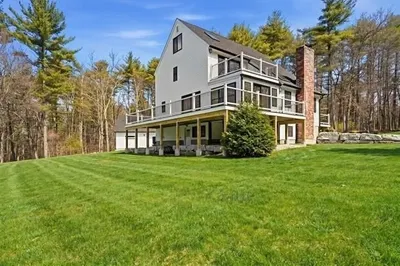 13 Sunridge Rd 1