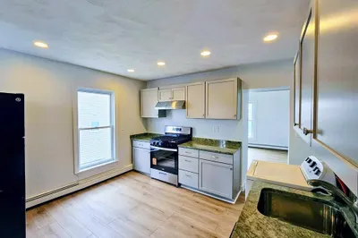 39-41 Baker St #41
