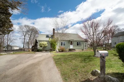 55 Bancroft Rd