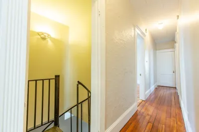 25 Ashford St #1