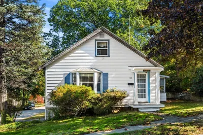 32 Whitney Ave 1