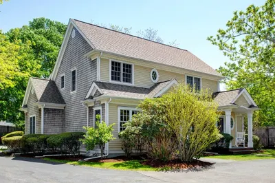 34 Depot Ave #13
