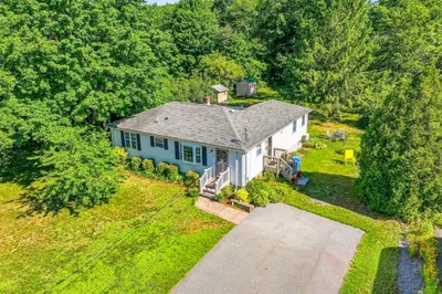 58 Wedgewood Dr 1