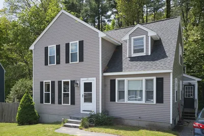 32 Wyman Rd 1