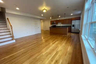 59 Circuit Street #59