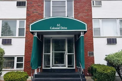 1 Colonial Dr #1A 1