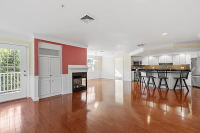 5 Mission Rd #203 1