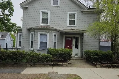 18-26 Bowen Street #1 1