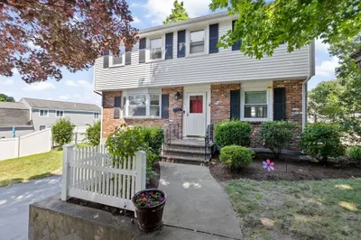 11 Canterbury Drive