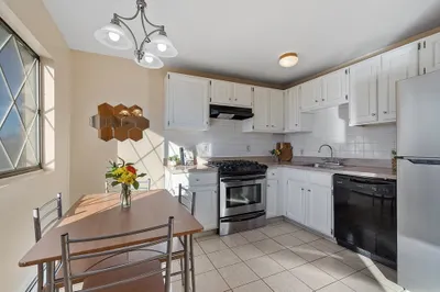 6 Fernview Ave #12