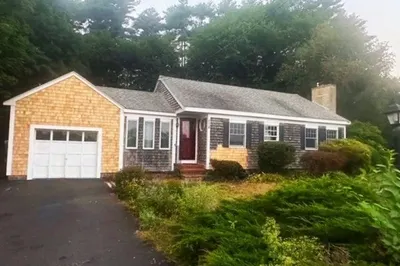 213 Marion Rd 1