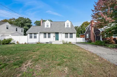 53 Parkside Ave