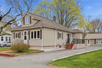65 & 65r Williams Avenue 1