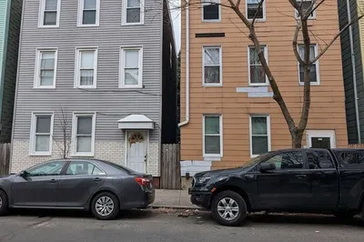 262 & 264 Paris St