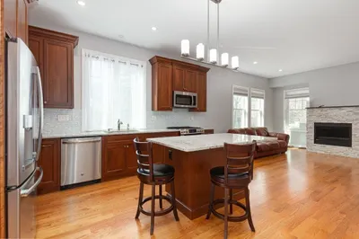 54 Evergreen Ave #1 1