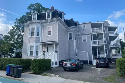 282 Summer St 1