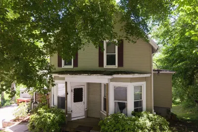 52 Cherry Street 1