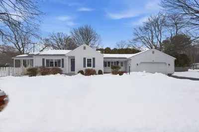 20 Lyman Terrace 1