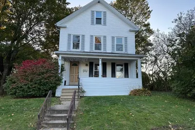 96 Mechanic St 1