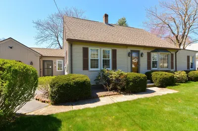 81 Paine St 1