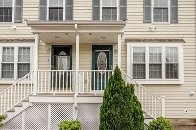 17 Foster St #3 1