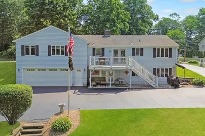 34 Macarthur Dr 1
