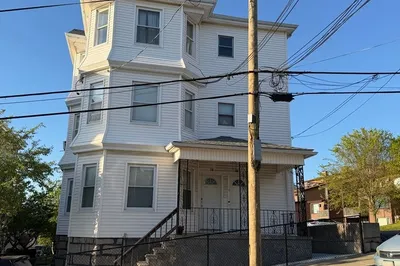 58 Prospect St #58